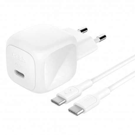 Belkin WCA013kq1MWH-B6 Universal Blanco Corriente alterna Carga rápida Interior