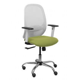 Silla Cilanco blanca malla blanca asiento bali verde brazo regulable base cromada ruedas de parqué